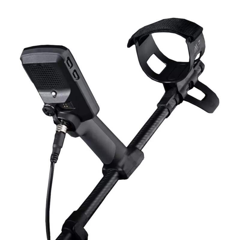 Minelab EQUINOX 700 Metal Detector