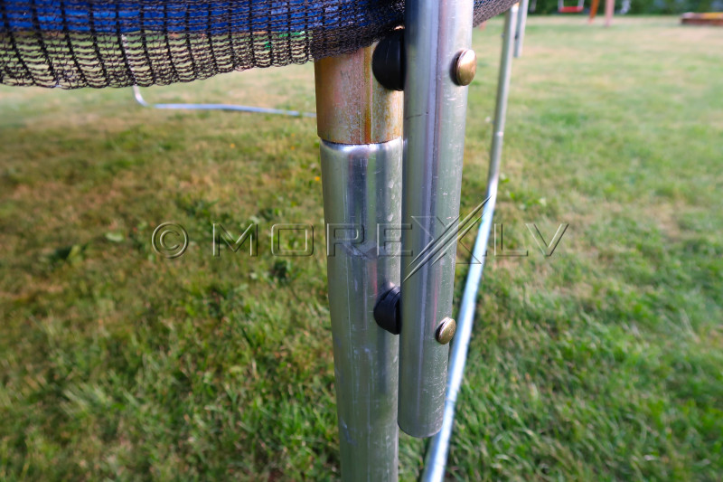 Batuut 366 cm + kaitsevõrk + redel 12ft (3.66 m)