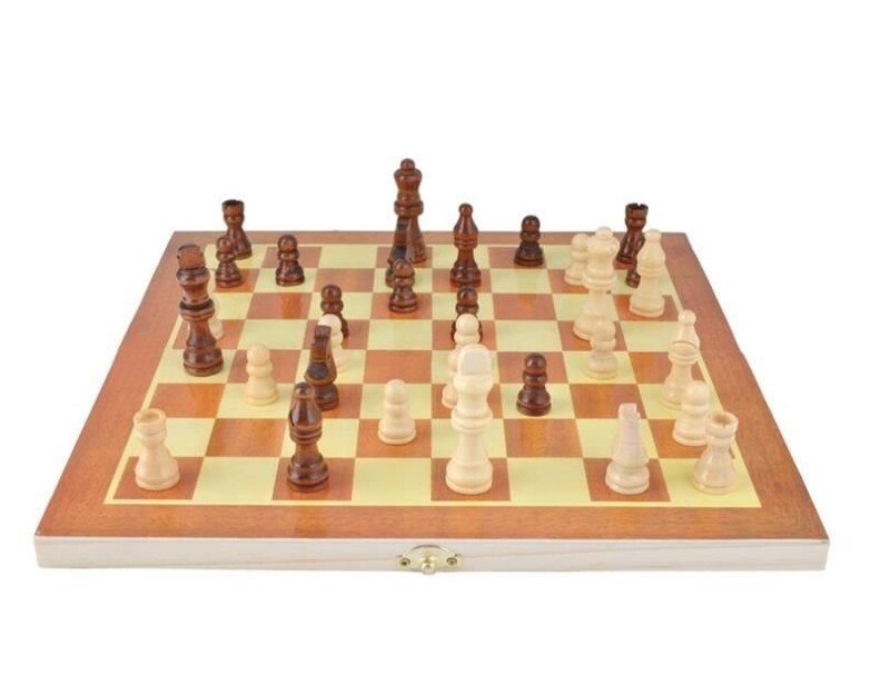 Mediniai šachmatai 30x30 cm
