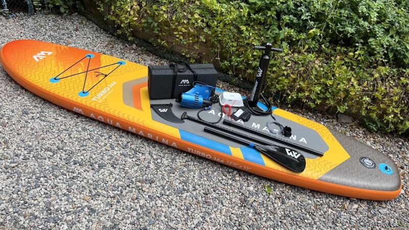 SUP доска Aqua Marina TURBO плавник с электромотором BLUEDRIVE S 366x84x15 cm AMGO-366PFS