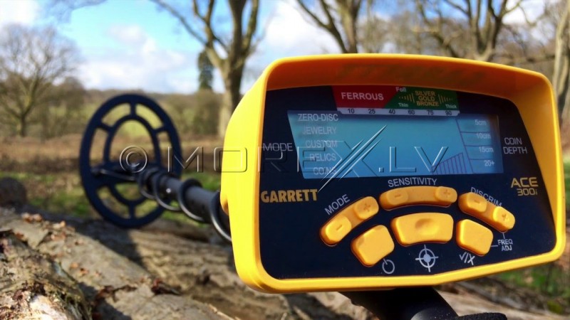 Metallidetektor GARRETT ACE 300i + GIFTS