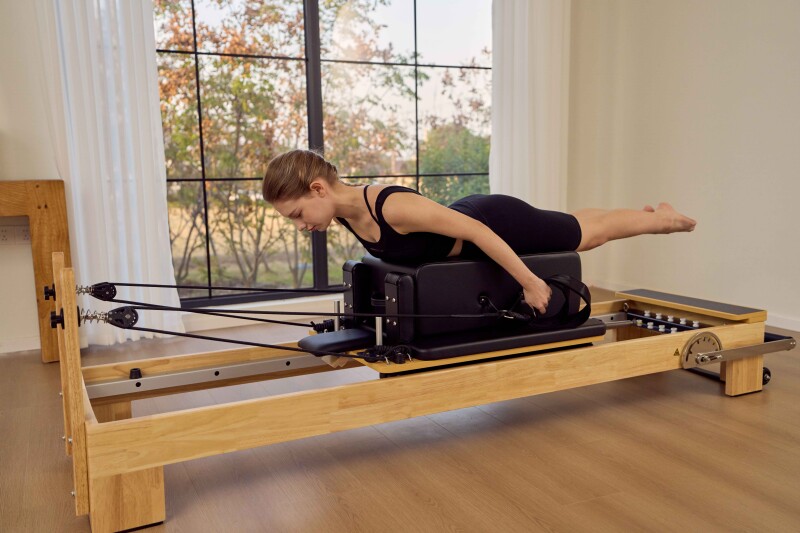 Professional Pilates Reformer Made of Solid Wood 60R