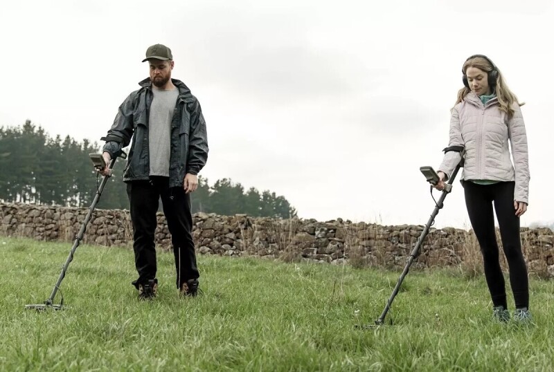 Metal detector Minelab X-Terra Elite + GIFT PRO-FIND 35